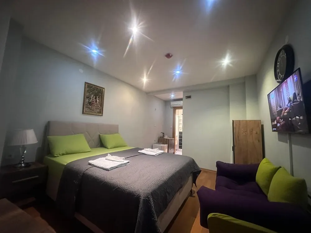 Business Stüdyo, 1 Çift Kişilik Yatak