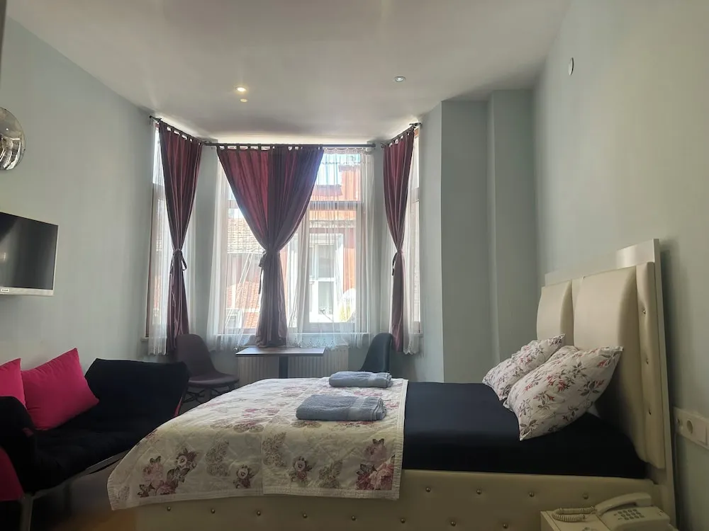 Business Stüdyo, 1 Çift Kişilik Yatak