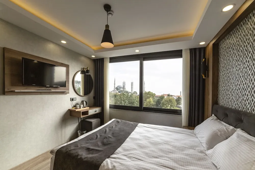 Deluxe Double Room with Sea View