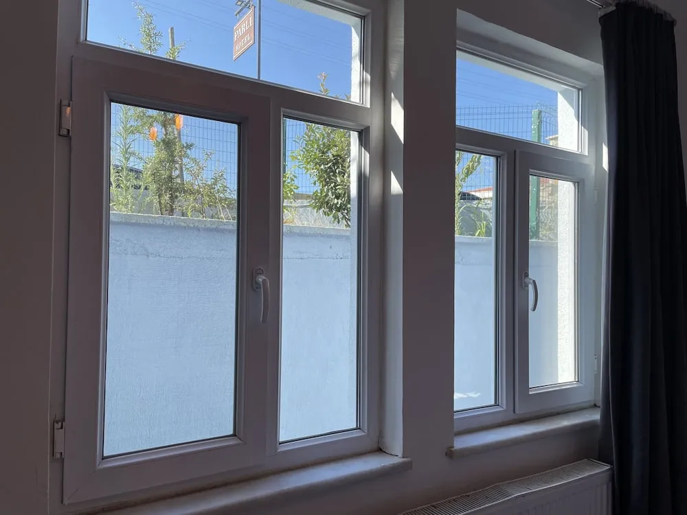 Economy Oda, Zemin Kat