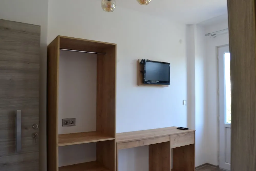 Standard Cift Kisilik Oda, Balkon, Şehir Manzaralı