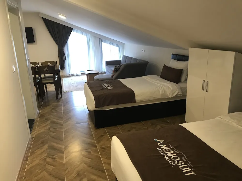 Standard Apart Daire, 2 Yatak Odası, Göl Manzaralı
