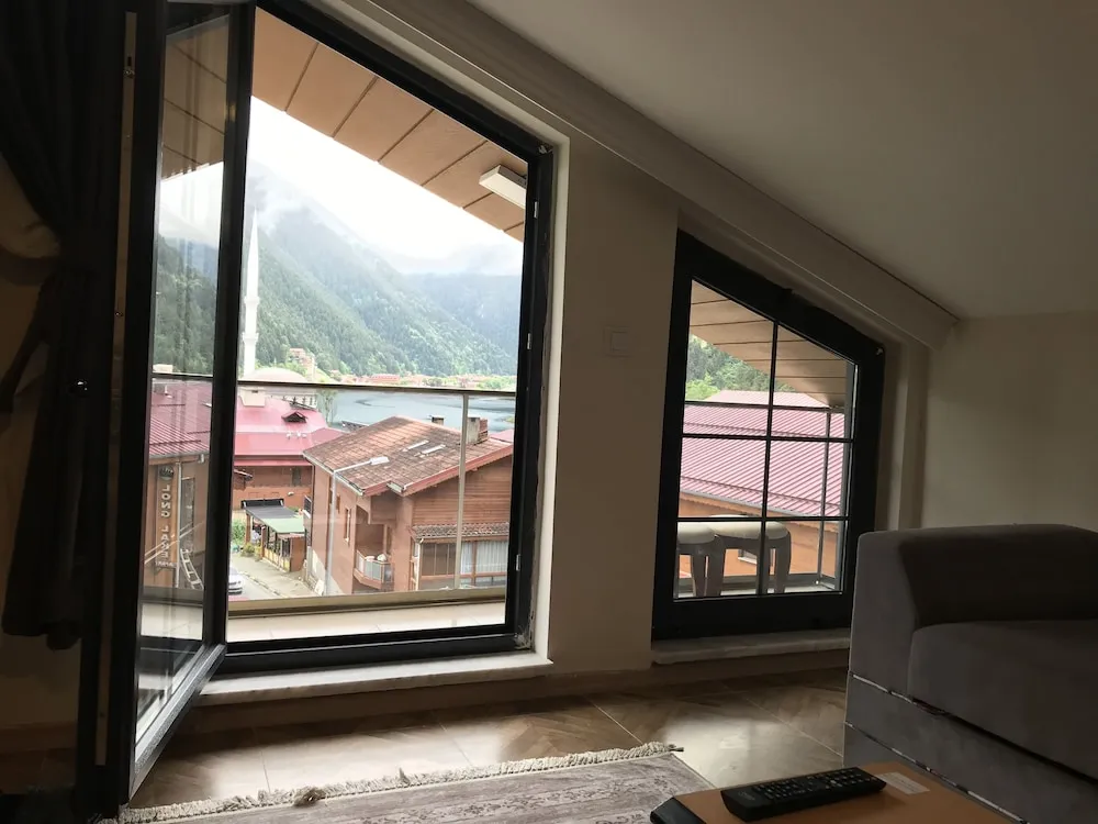 Standard Apart Daire, 2 Yatak Odası, Göl Manzaralı