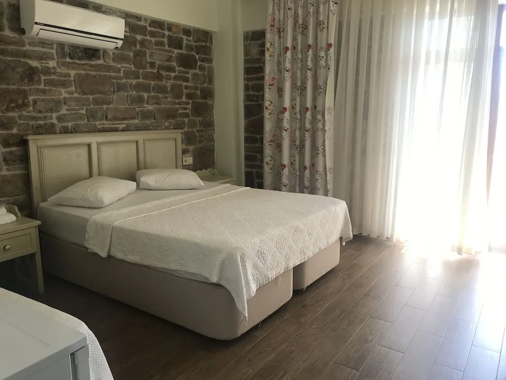 Deluxe Üç Kişilik Oda, Balkon/Veranda, Deniz Manzaralı