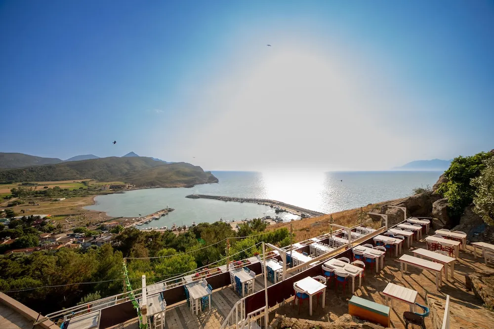 Standard Üç Kişilik Oda, Balkon/Veranda, Deniz Manzaralı