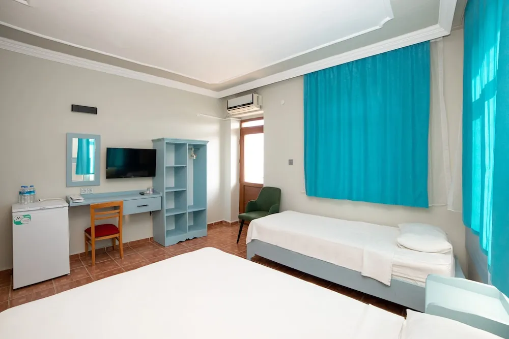 Standard Üç Kişilik Oda, Balkon/Veranda, Deniz Manzaralı
