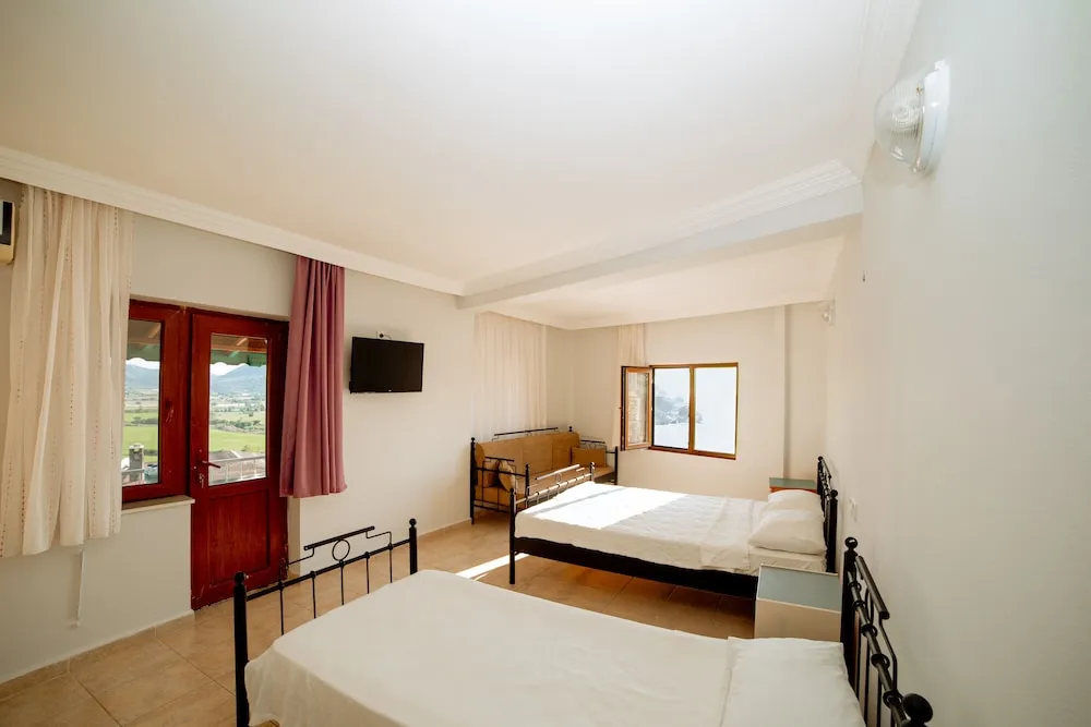 Standard Üç Kişilik Oda, Balkon/Veranda, Deniz Manzaralı