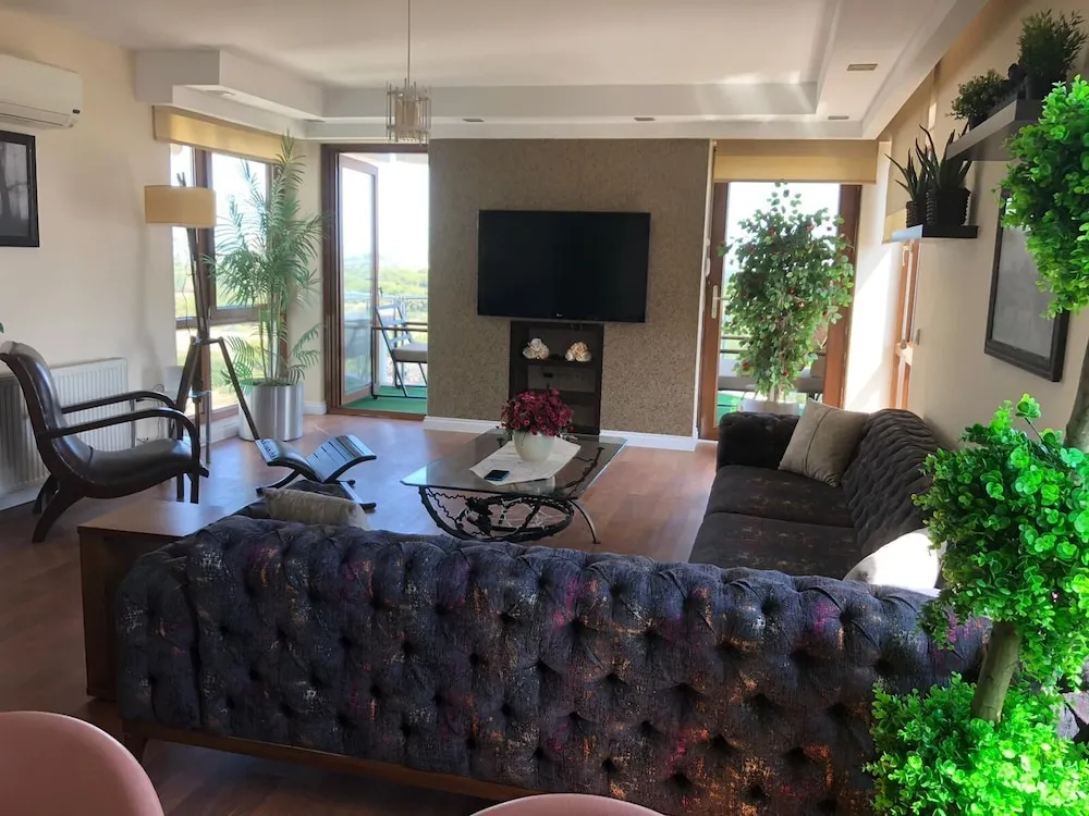 Deluxe Apart Daire