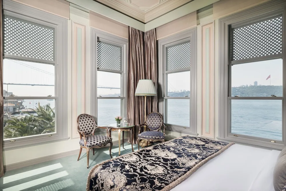 Deluxe Tek Büyük Yataklı Oda, Deniz Manzaralı
