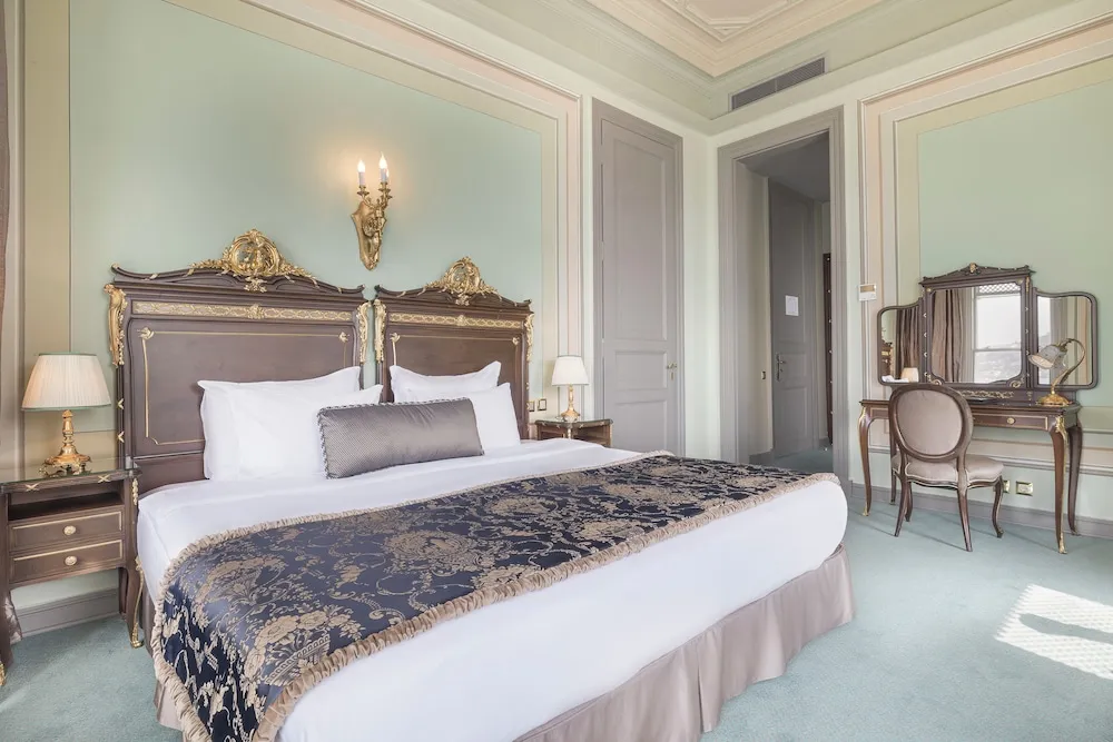 Deluxe Tek Büyük Yataklı Oda, Deniz Manzaralı