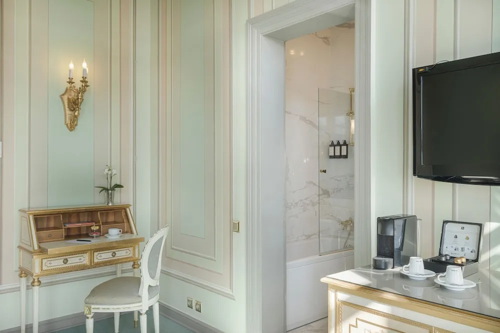 Superior Double Room Bosphorus  View