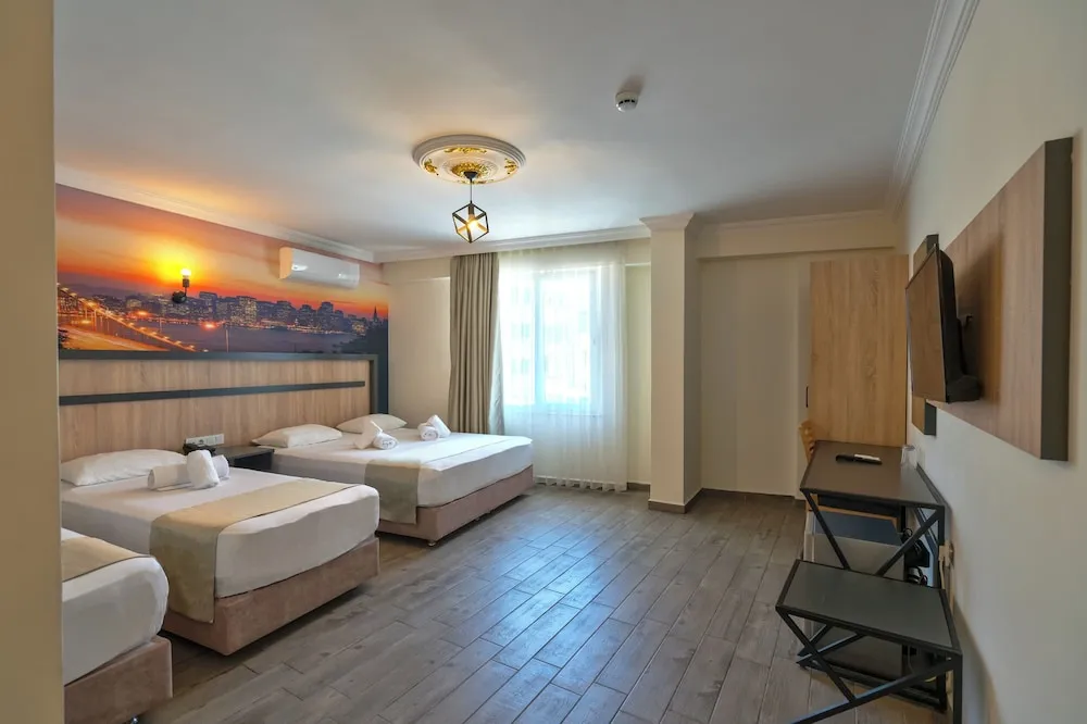 Family Dört Kişilik Oda