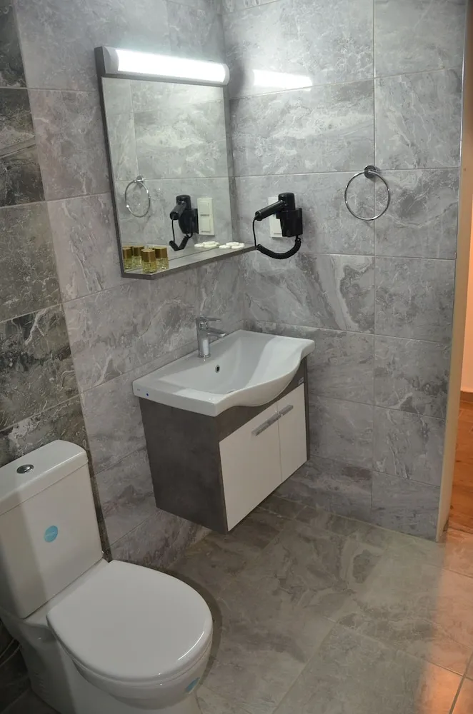 Deluxe Üç Kişilik Oda