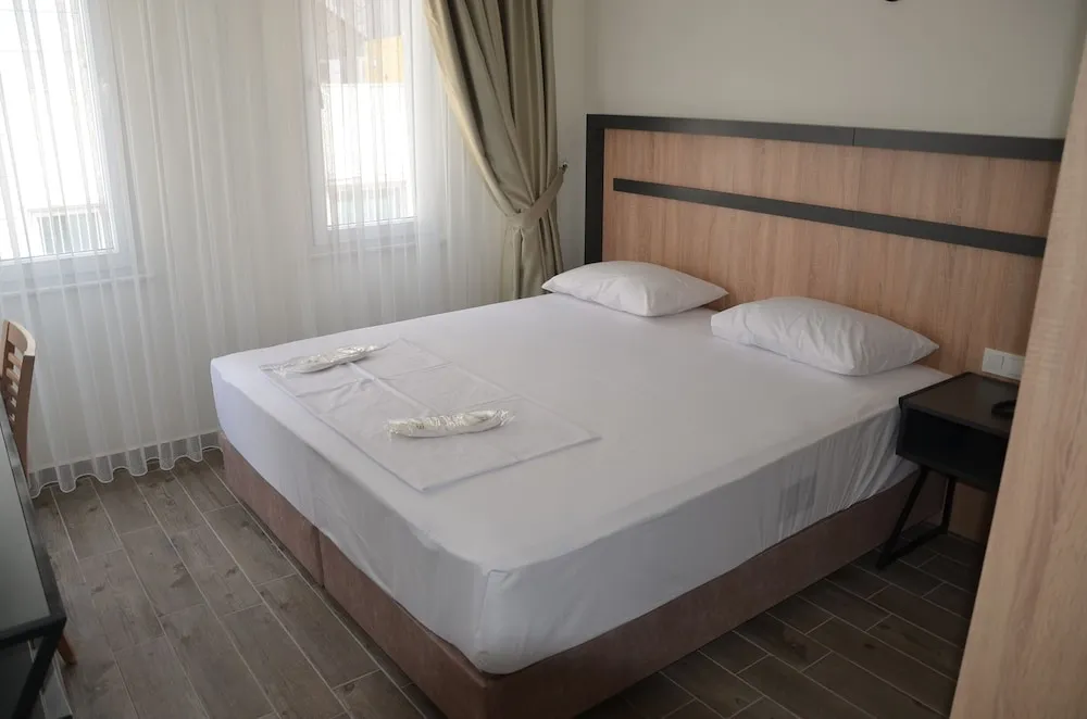 Deluxe Tek Büyük veya İki Ayrı Yataklı Oda, Şehir Manzaralı