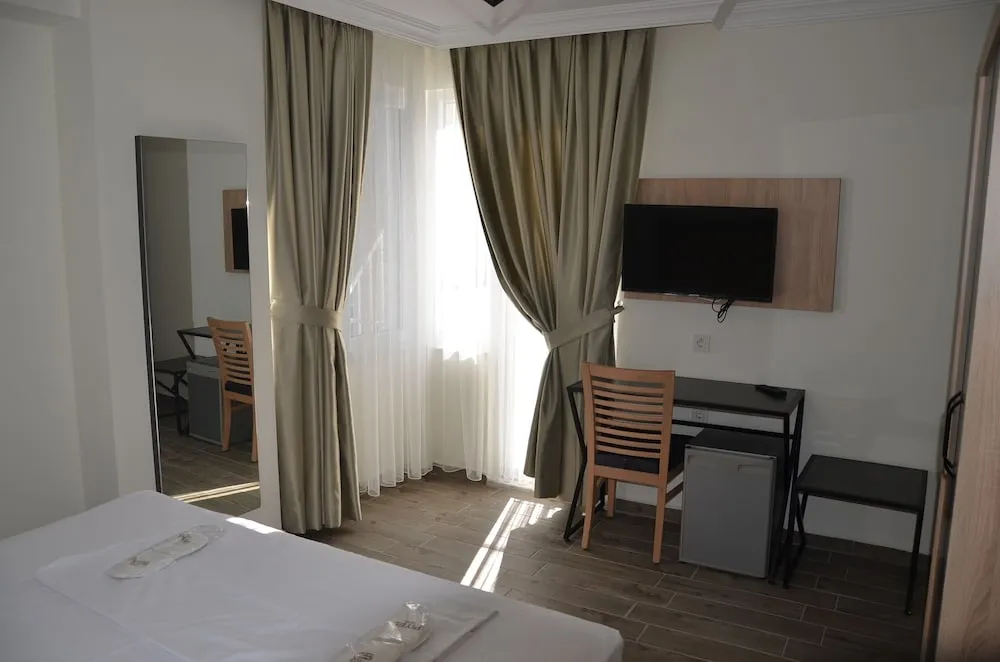 Deluxe Tek Büyük veya İki Ayrı Yataklı Oda, Şehir Manzaralı