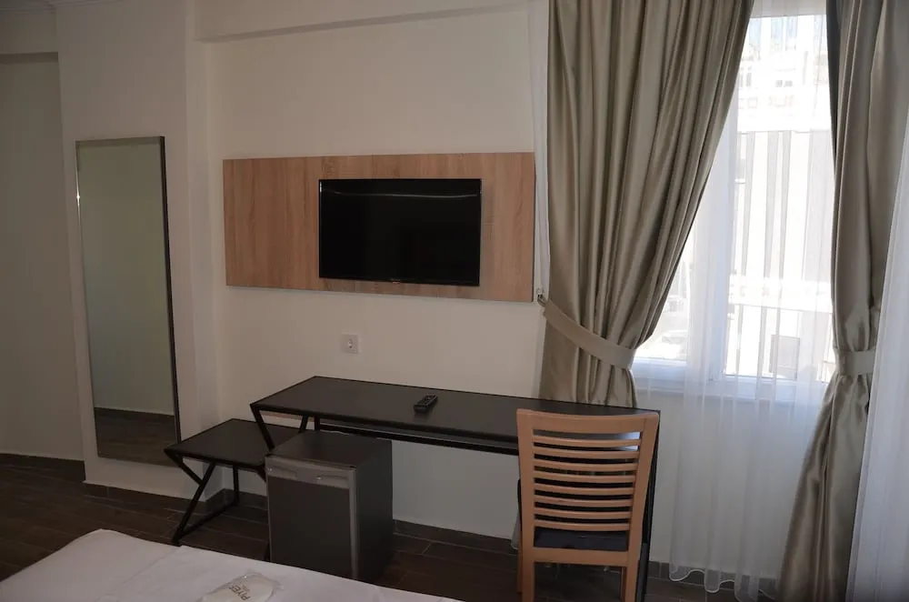 Deluxe Tek Büyük veya İki Ayrı Yataklı Oda, Şehir Manzaralı