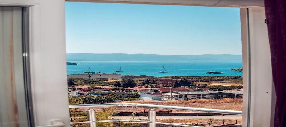 Standart Oda Deniz Manzaralı