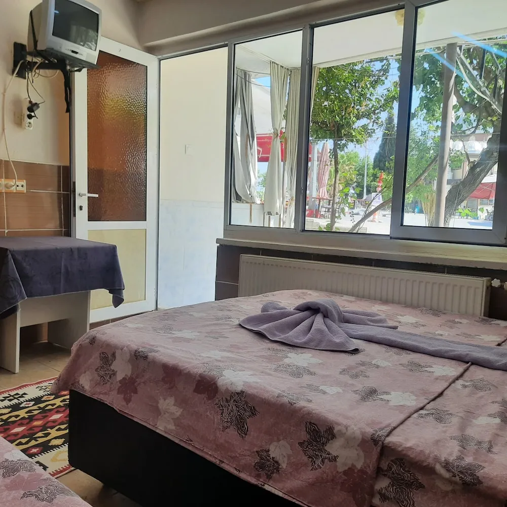 Deluxe 2m Termal Kuvetli Klimasiz Oda
