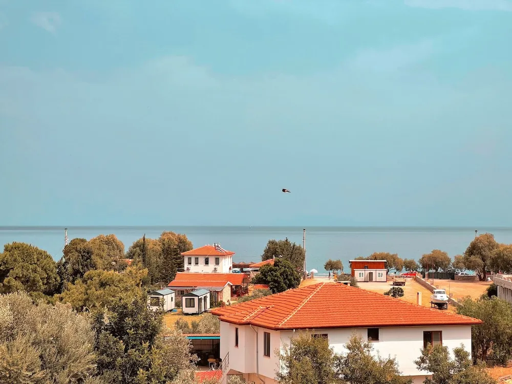 Tek Büyük Yataklı Oda, Deniz Manzaralı, Denize Bakan