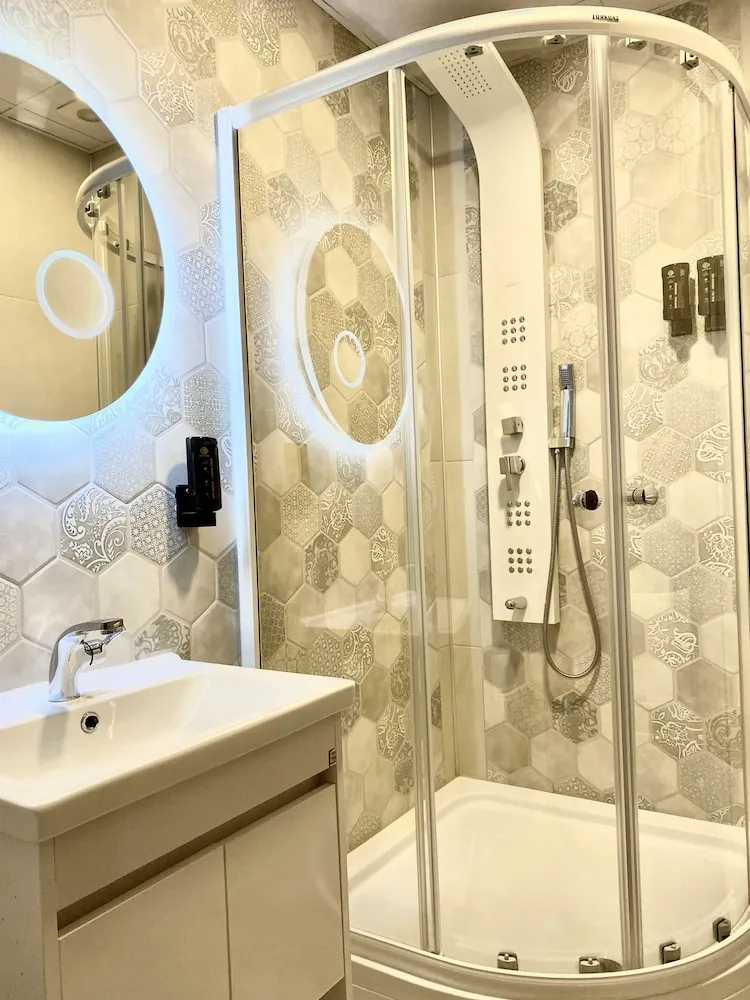 Deluxe Oda, Sigara İçilmez, Şehir Manzaralı