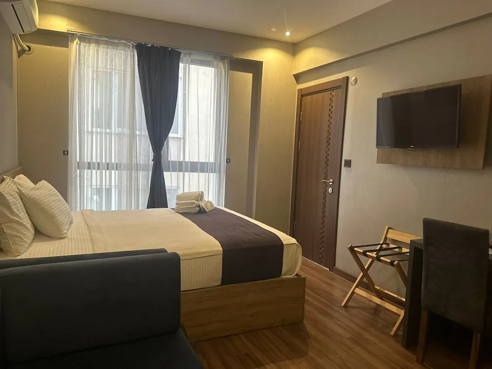 Deluxe Oda, Sigara İçilmez, Şehir Manzaralı