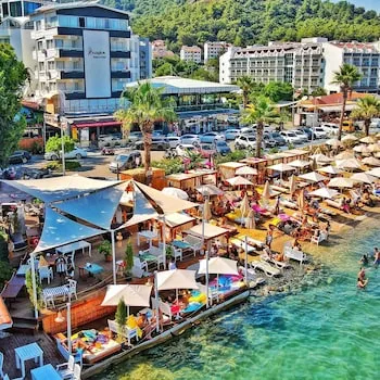 Heaven Beach Otel