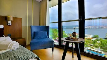 Zimmer Hotel Bosphorus - Özel Sınıf