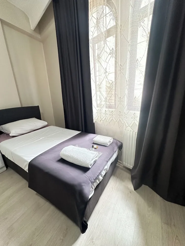 Standard İki Ayrı Yataklı Oda