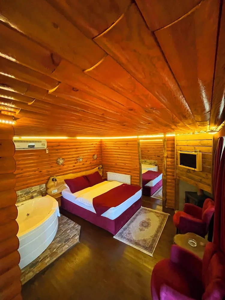 Jacuzzi Bungalow ( 2 person )