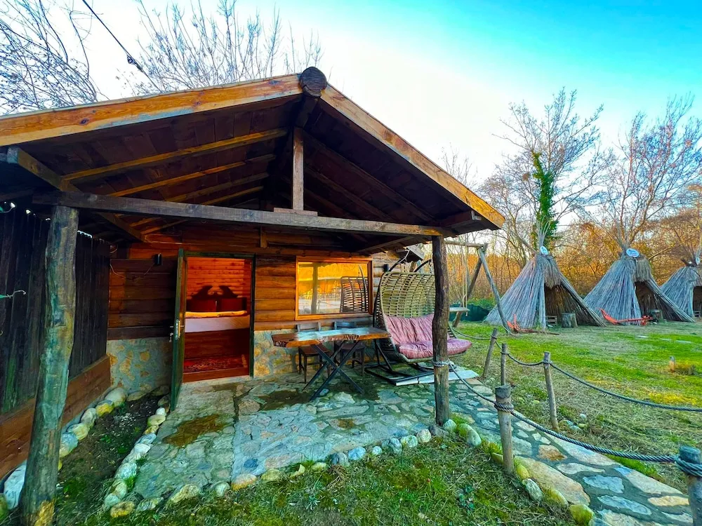 Deluxe Bungalow