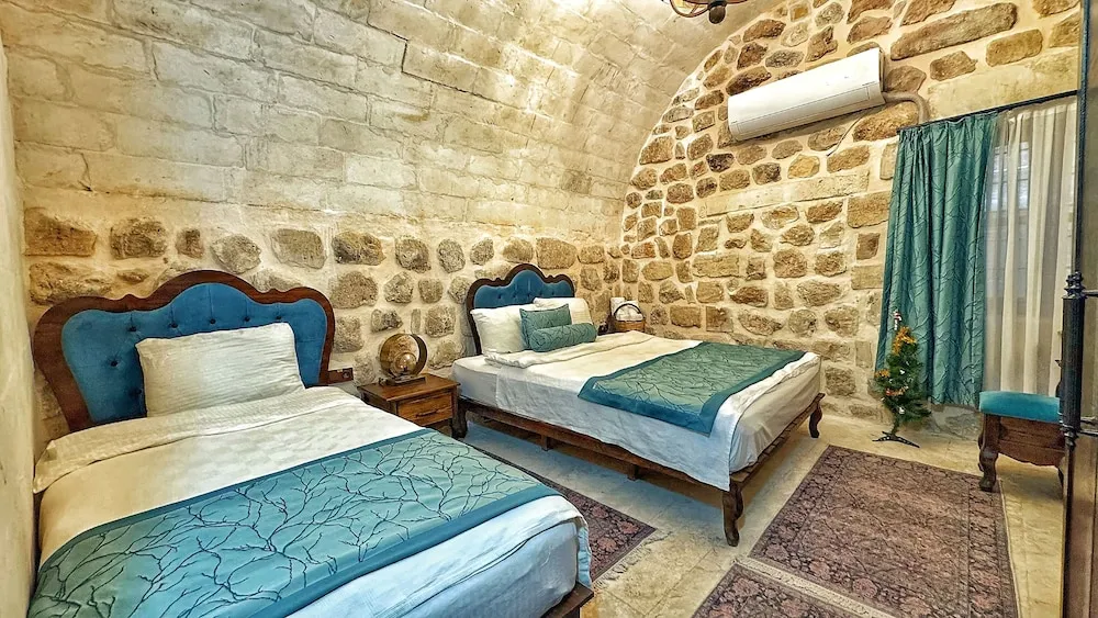 Comfort Oda, Birden Çok Yatak, Avlu Manzaralı