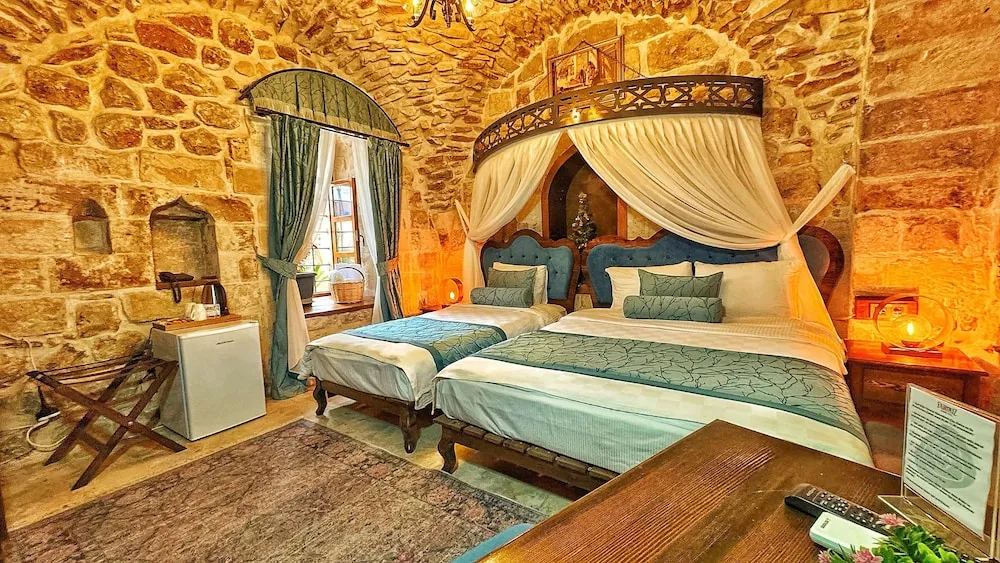Comfort Oda, Birden Çok Yatak, Avlu Manzaralı