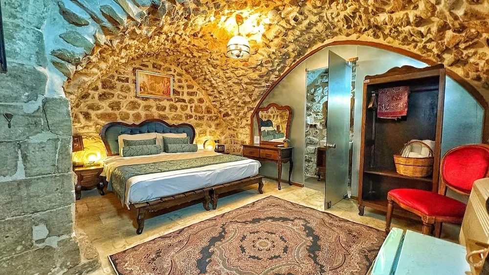 Comfort Oda, Birden Çok Yatak, Avlu Manzaralı