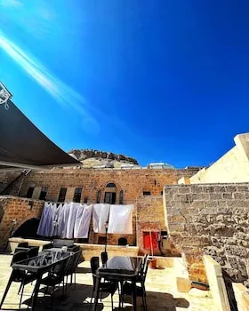 Fairouz Otel