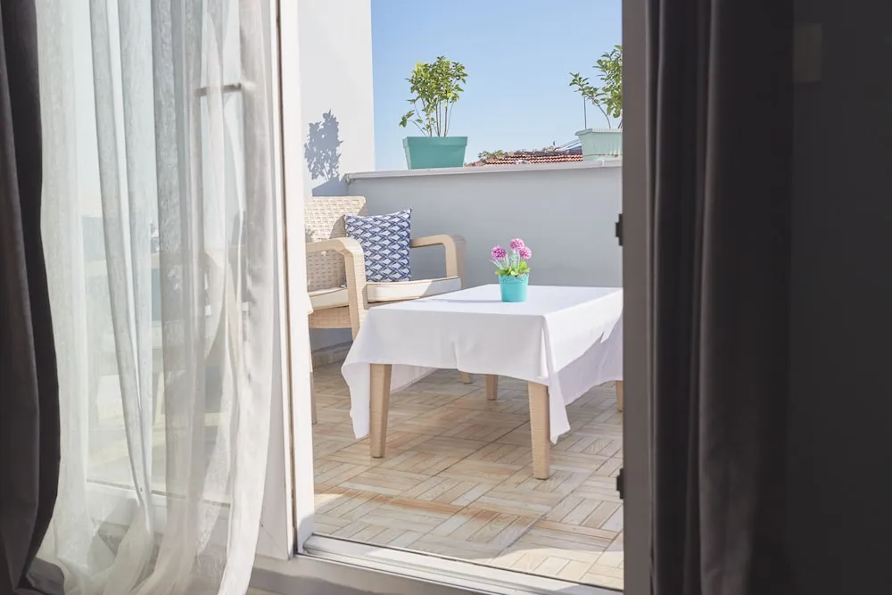 Family Oda, 2 Büyük (Queen) Boy Yatak, Balkon, Kısmi Deniz Manzaralı