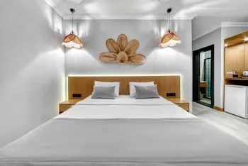 Hildegard Hotel
