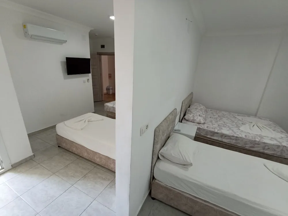 Classic Süit, 2 Yatak Odası, Kısmi Deniz Manzaralı
