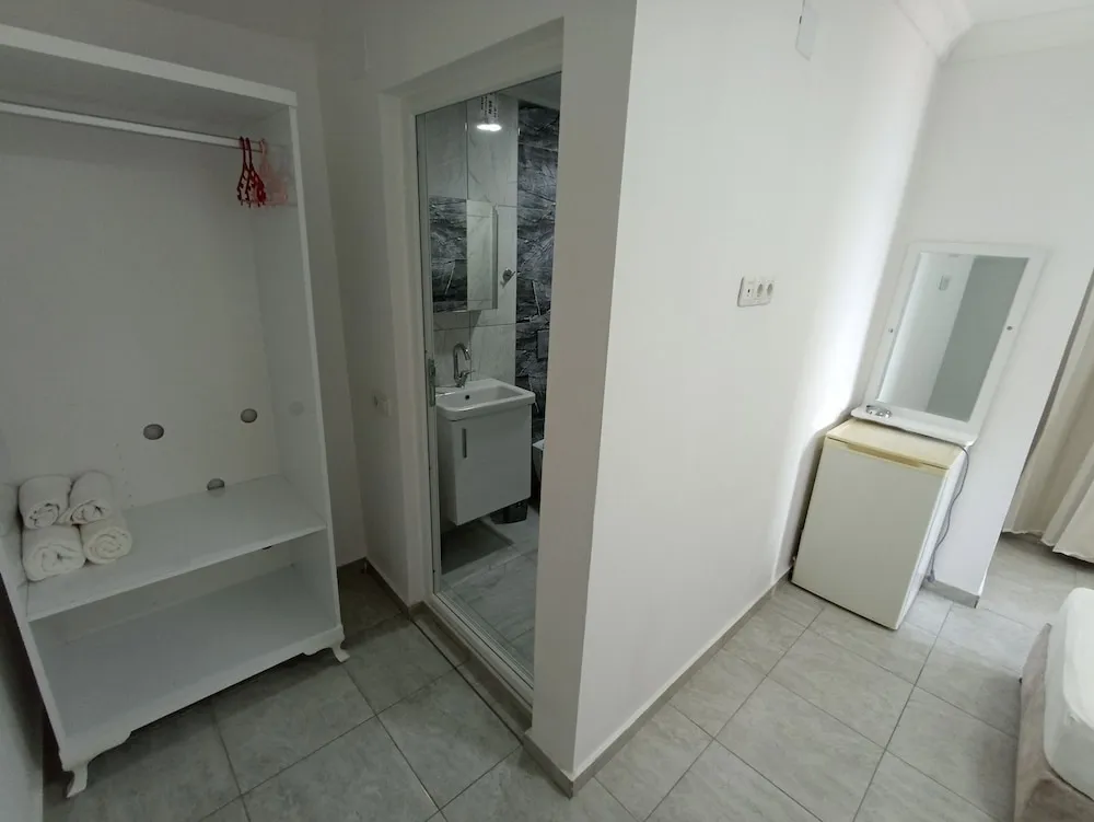 Classic Süit, 2 Yatak Odası, Kısmi Deniz Manzaralı