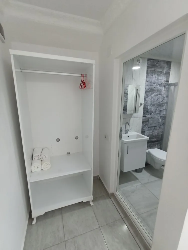 Classic Süit, 2 Yatak Odası, Kısmi Deniz Manzaralı
