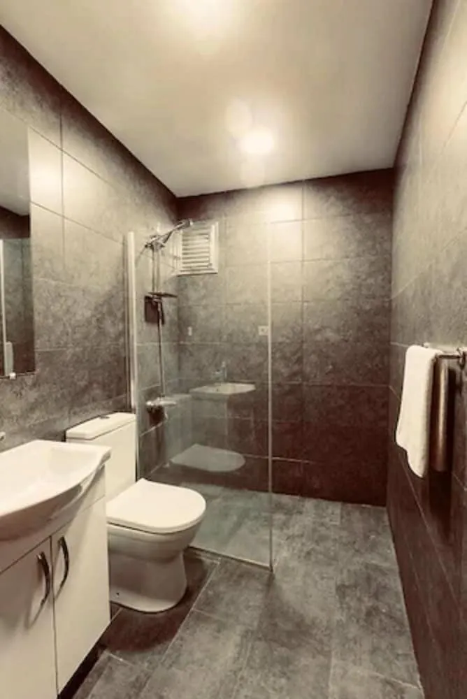 Basic Shared Dormitory, Female Dorm, Shared Bathroom (for 6 people)