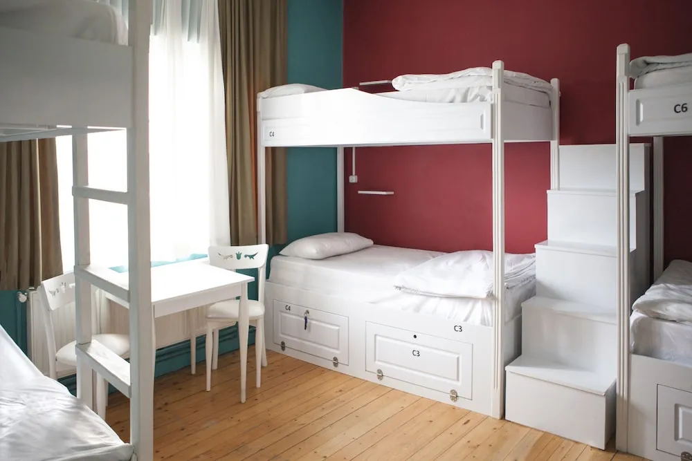 Basic Shared Dormitory, Female Dorm, Shared Bathroom (for 6 people)
