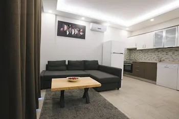 Maye Residence