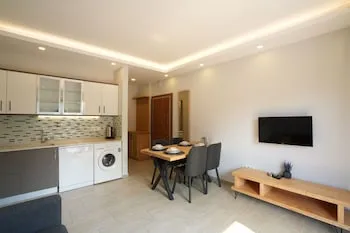 Maye Residence