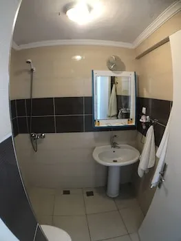 Minerva Port Hotel