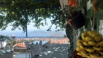 Sevgi Pansiyon
