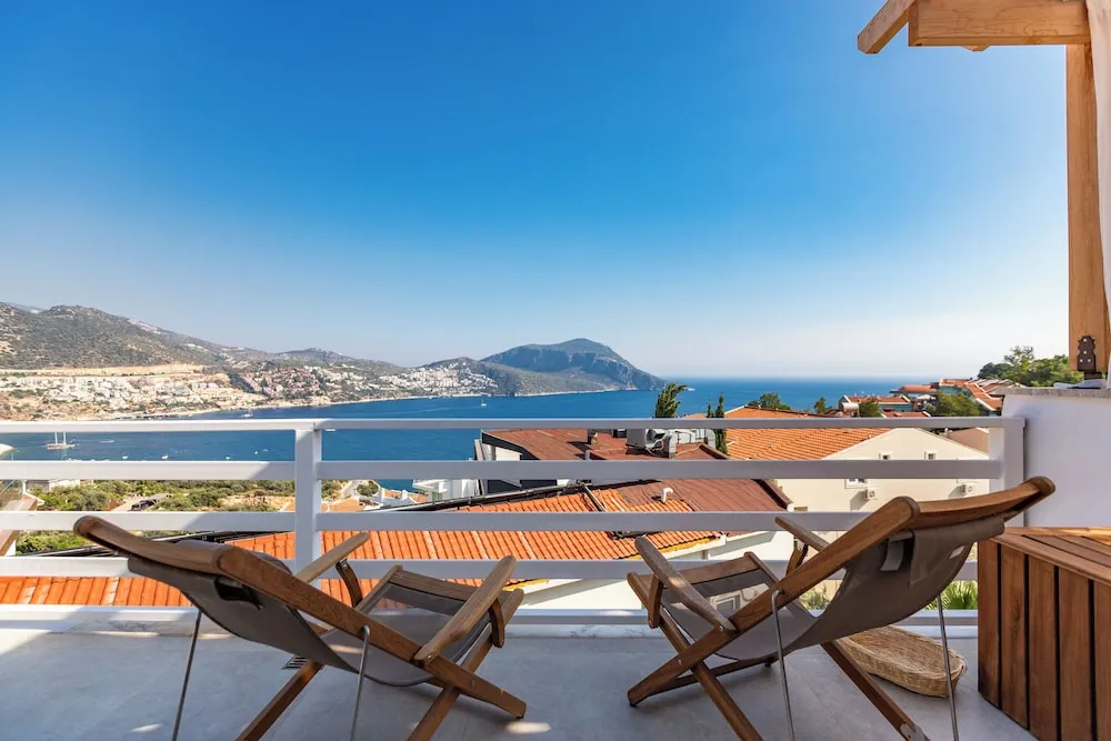 Penthouse Room, Jetted Tub, Sea View