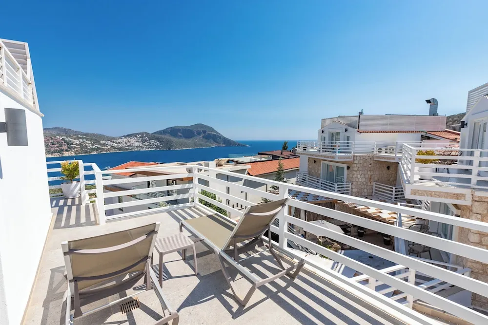 Penthouse Room, Jetted Tub, Sea View