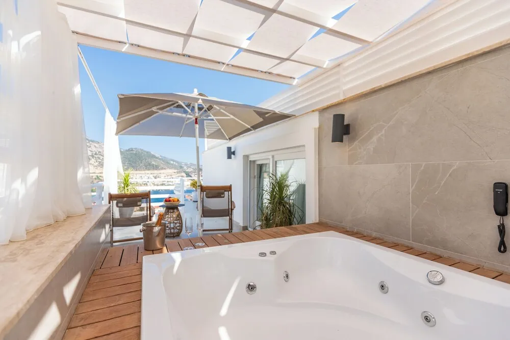 Penthouse Room, Jetted Tub, Sea View