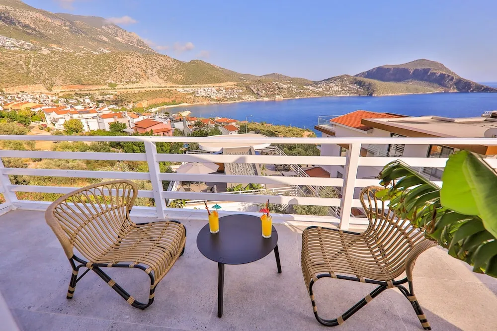 Penthouse Room, Jetted Tub, Sea View