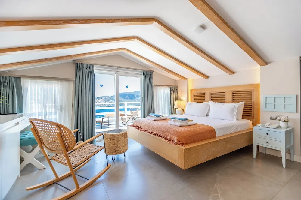 Penthouse Room, Jetted Tub, Sea View